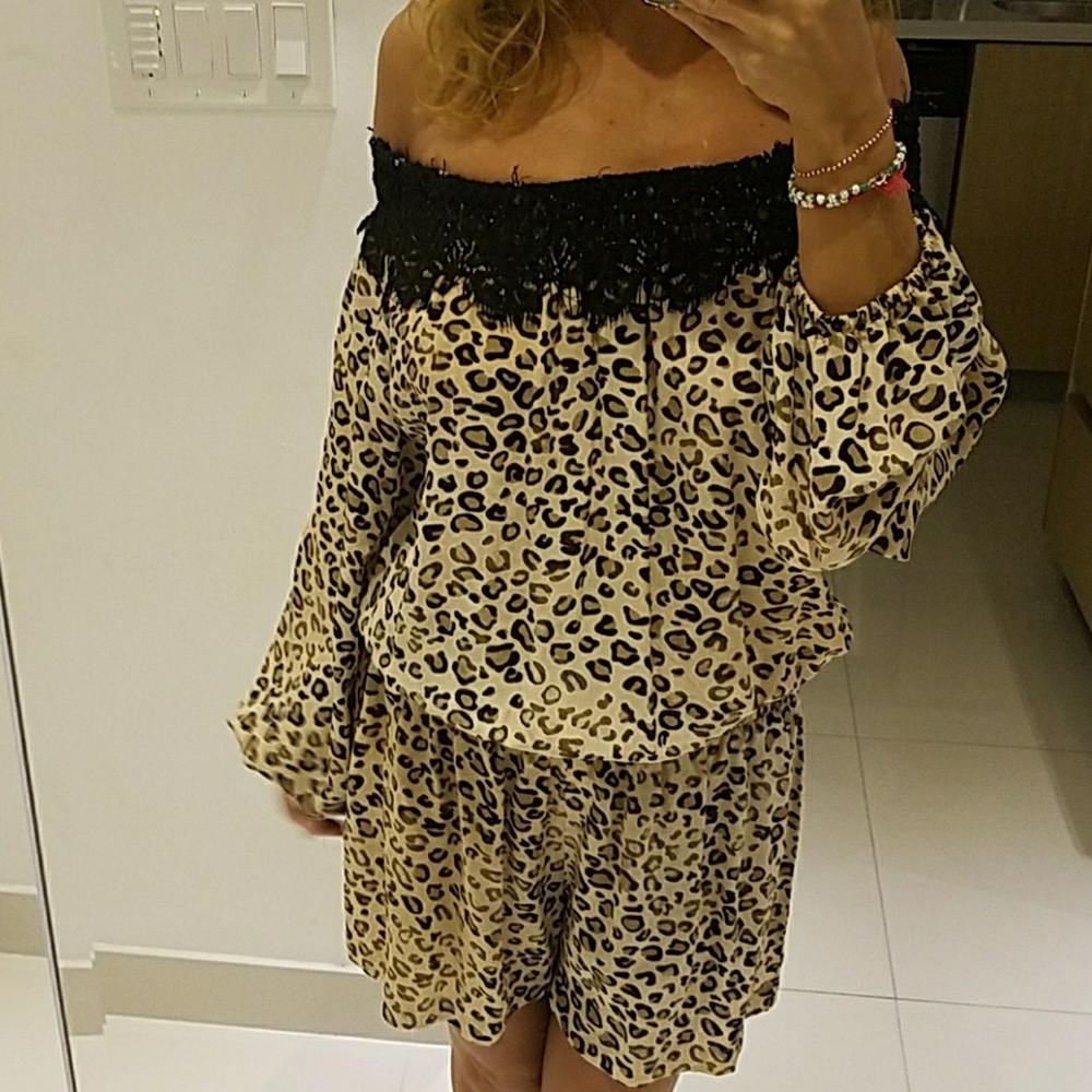 Italian quality . Romper / Dress